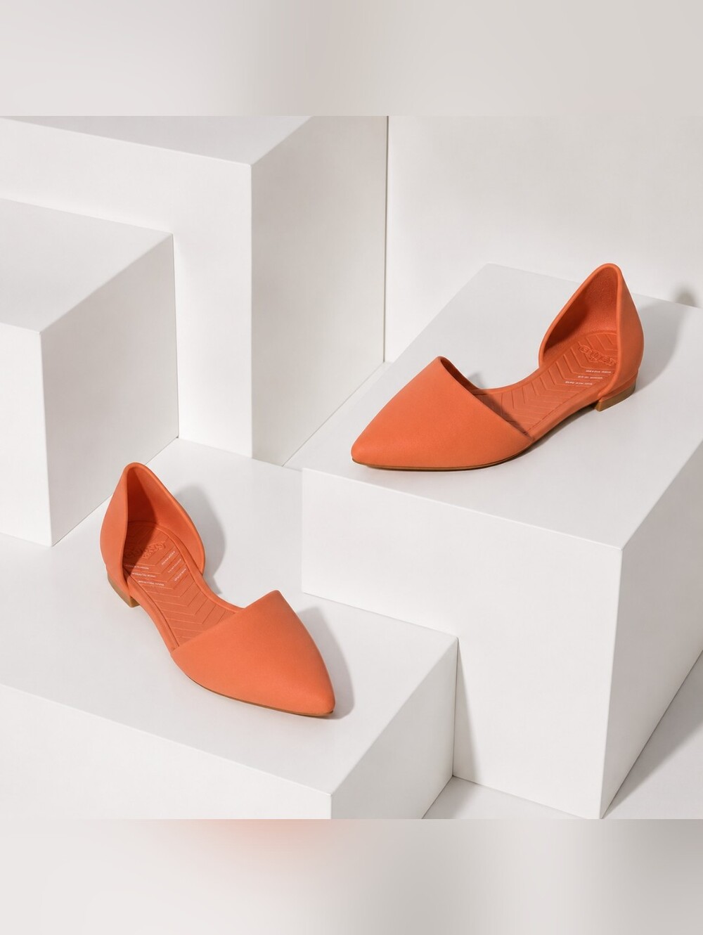 Native Audrey Flat Coral Orange Shoes 8 Lightweight Slip On Comfort Flats